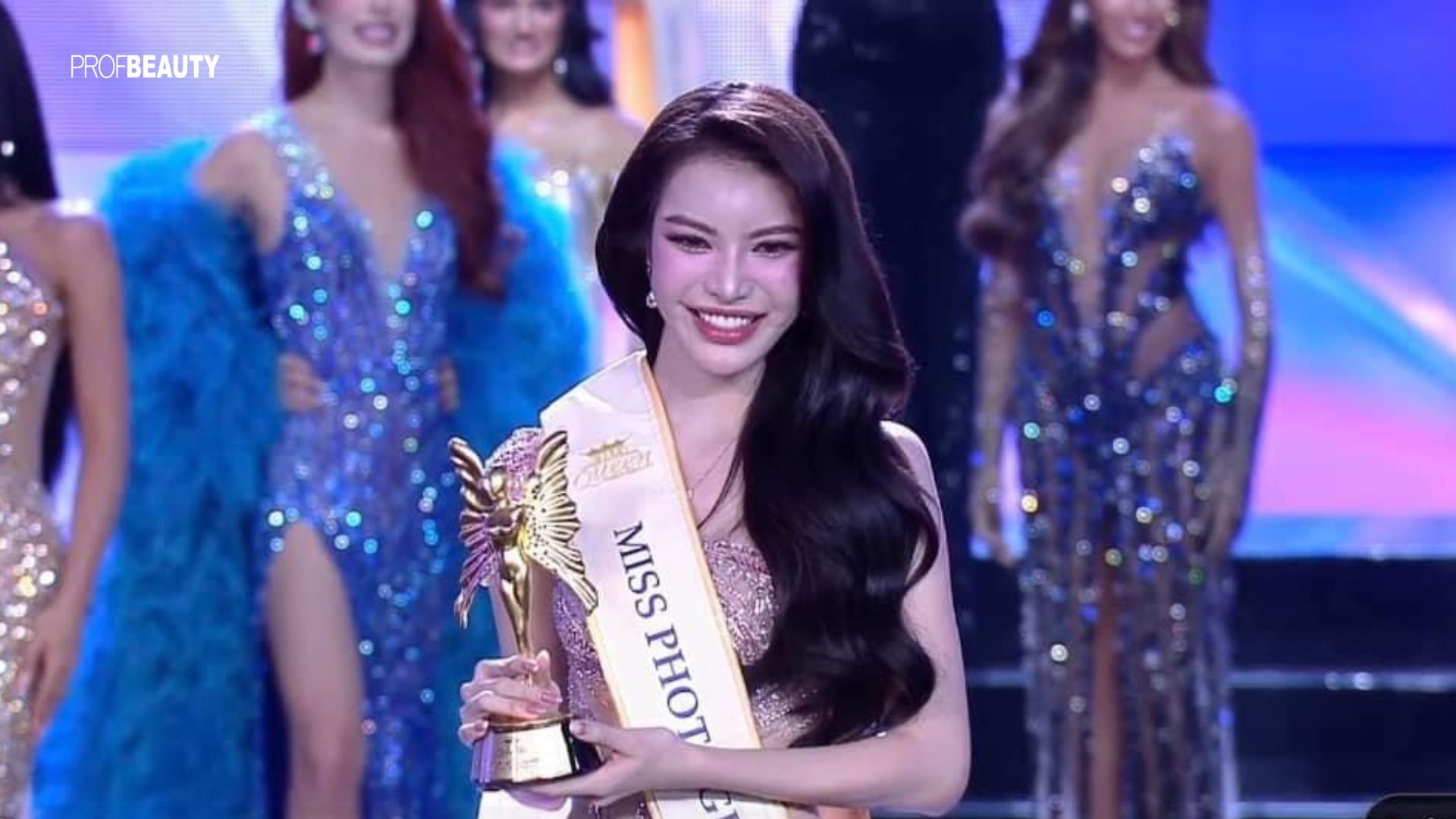 Tường San dừng chân tại vị trí Á hậu 2 Miss International Queen 2024