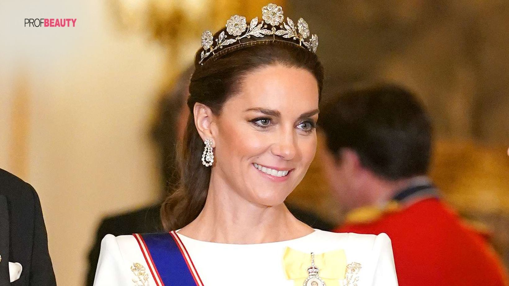 Khám phá 5 bộ trang phục đắt giá bậc nhất của Kate Middleton