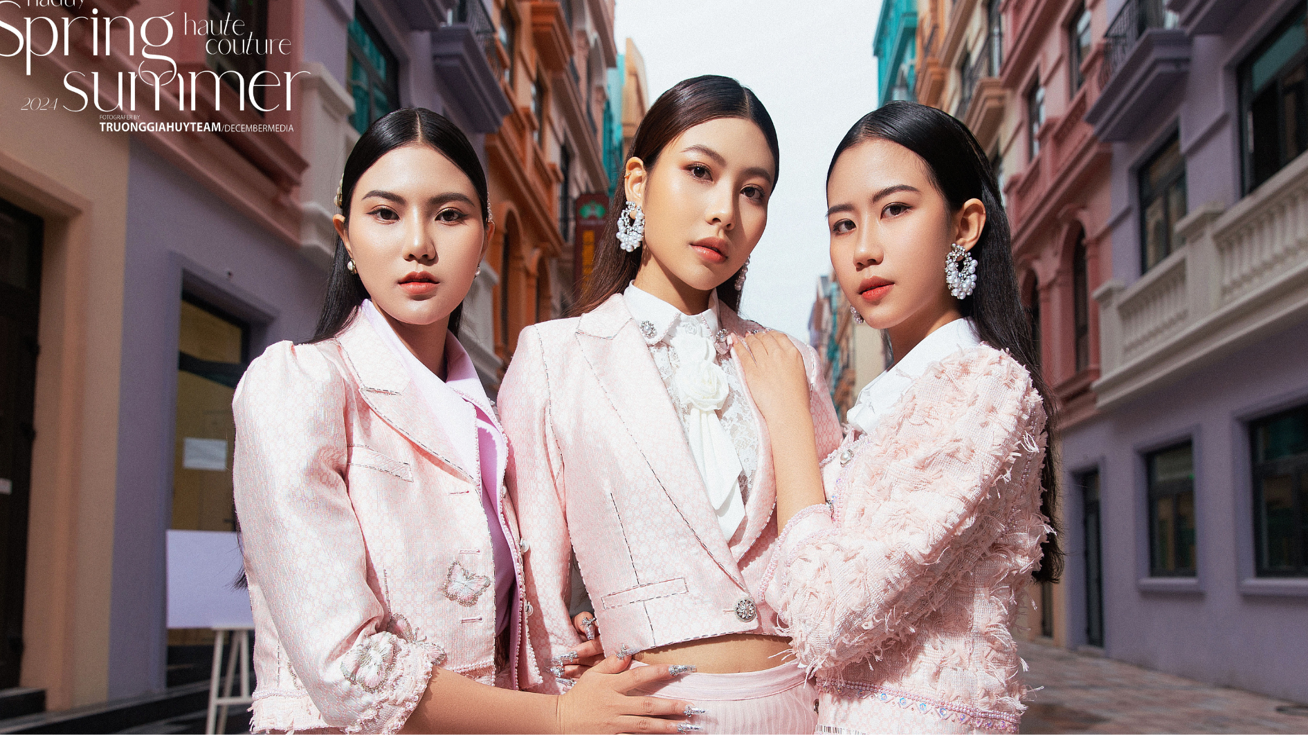 Những bộ trang phục độc đáo tại Haute Couture Paris Fall Winter 2024