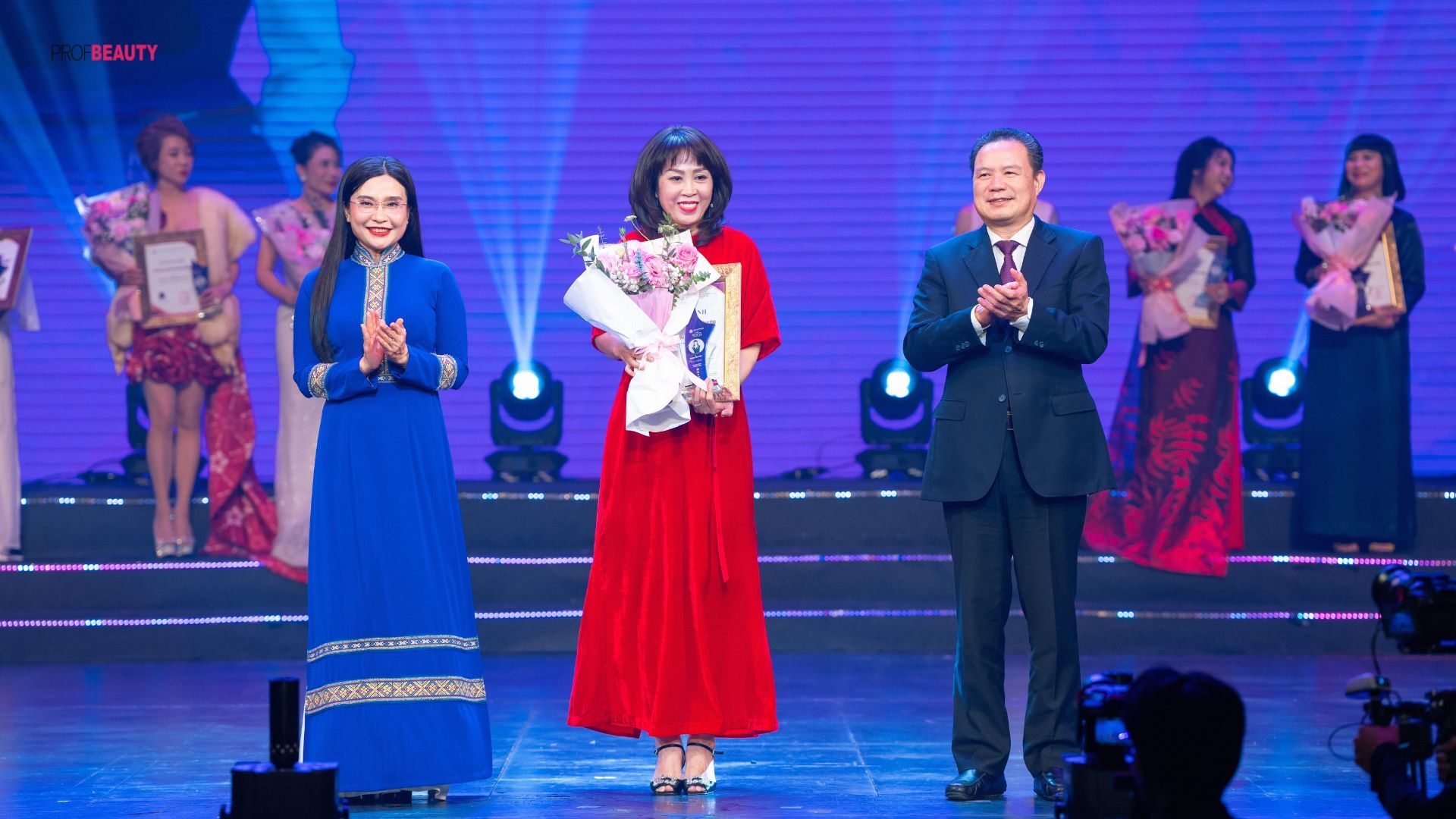 NTM Phương Liên: Cột mốc vinh quang tại VNBA Beauty Awards 2025