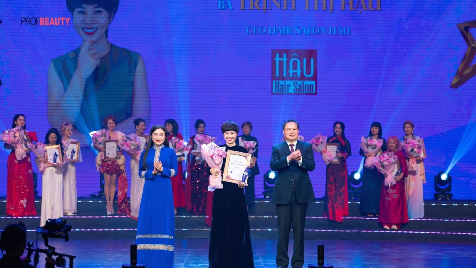 Hậu Hair Salon – Khẳng định vị thế tại Gala VNBA Beauty Awards 2025