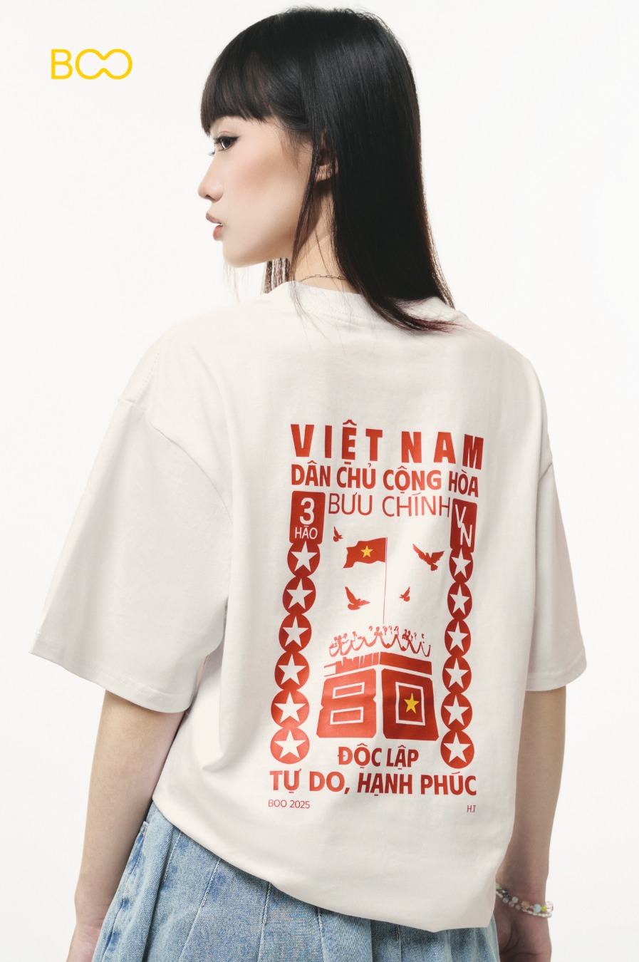 trang-phuc-phu-kien-yeu-nuoc-khuay-dao-thi-truong-truoc-them-quoc-khanh-2-9-16