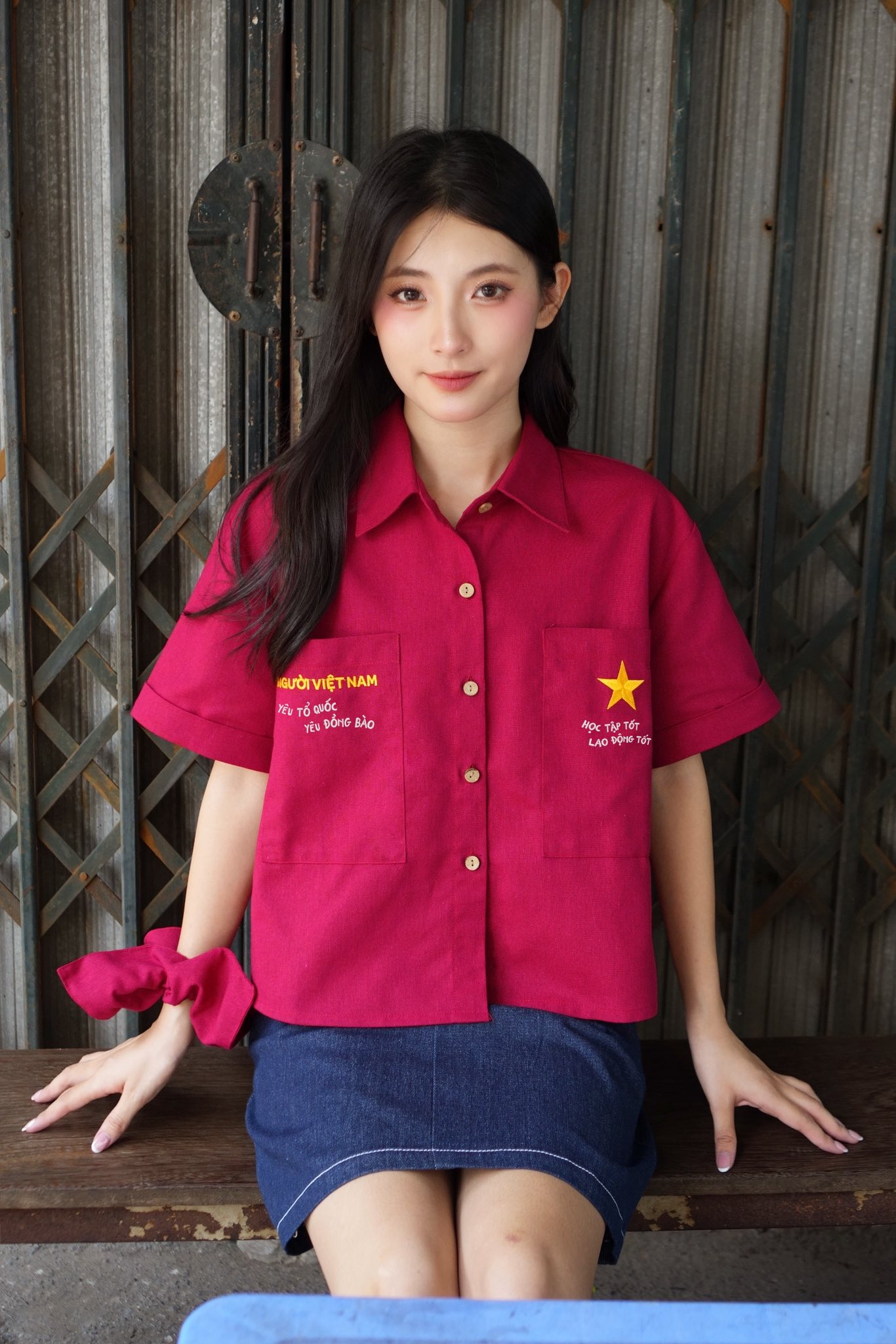 trang-phuc-phu-kien-yeu-nuoc-khuay-dao-thi-truong-truoc-them-quoc-khanh-2-9-6