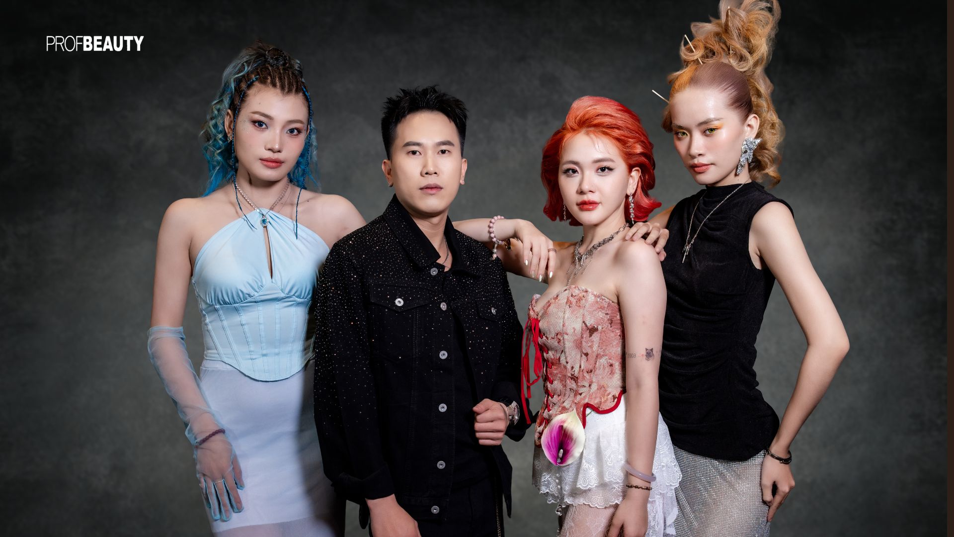 Chuyên gia John Bi biểu đạt sự tự do và trí tuệ qua thiết kế tóc ấn tượng