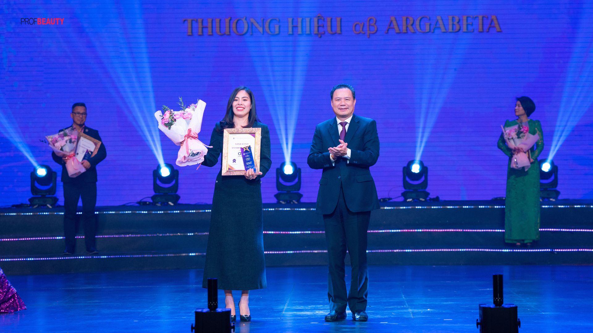 ARGABETA tỏa sáng tại Gala VNBA Beauty Awards 2025: Dấu ấn thương hiệu uy tín và chất lượng