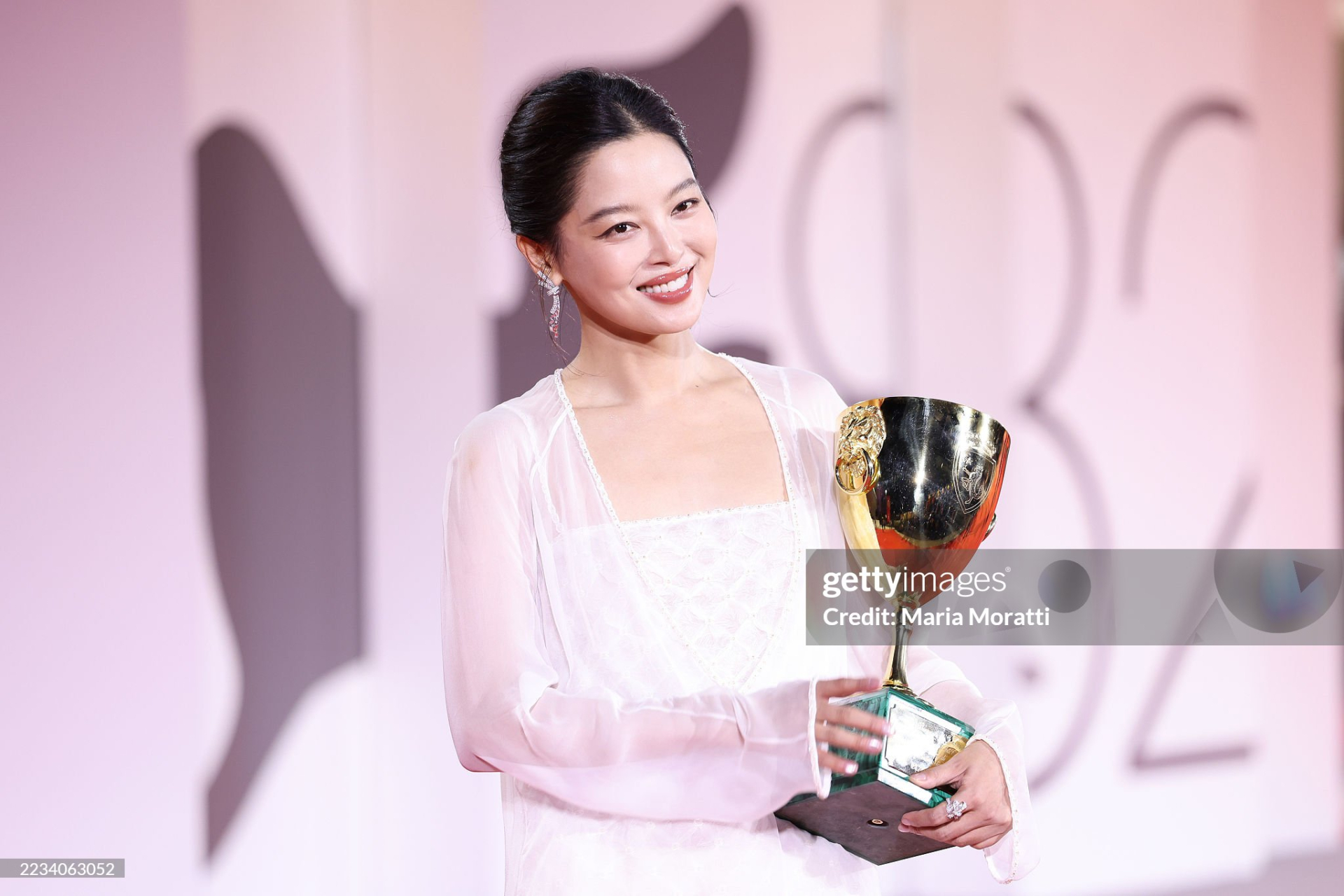 tan-chi-loi-va-chiec-cup-venice-lich-su-vinh-quang-cho-14-nam-ben-bi-3