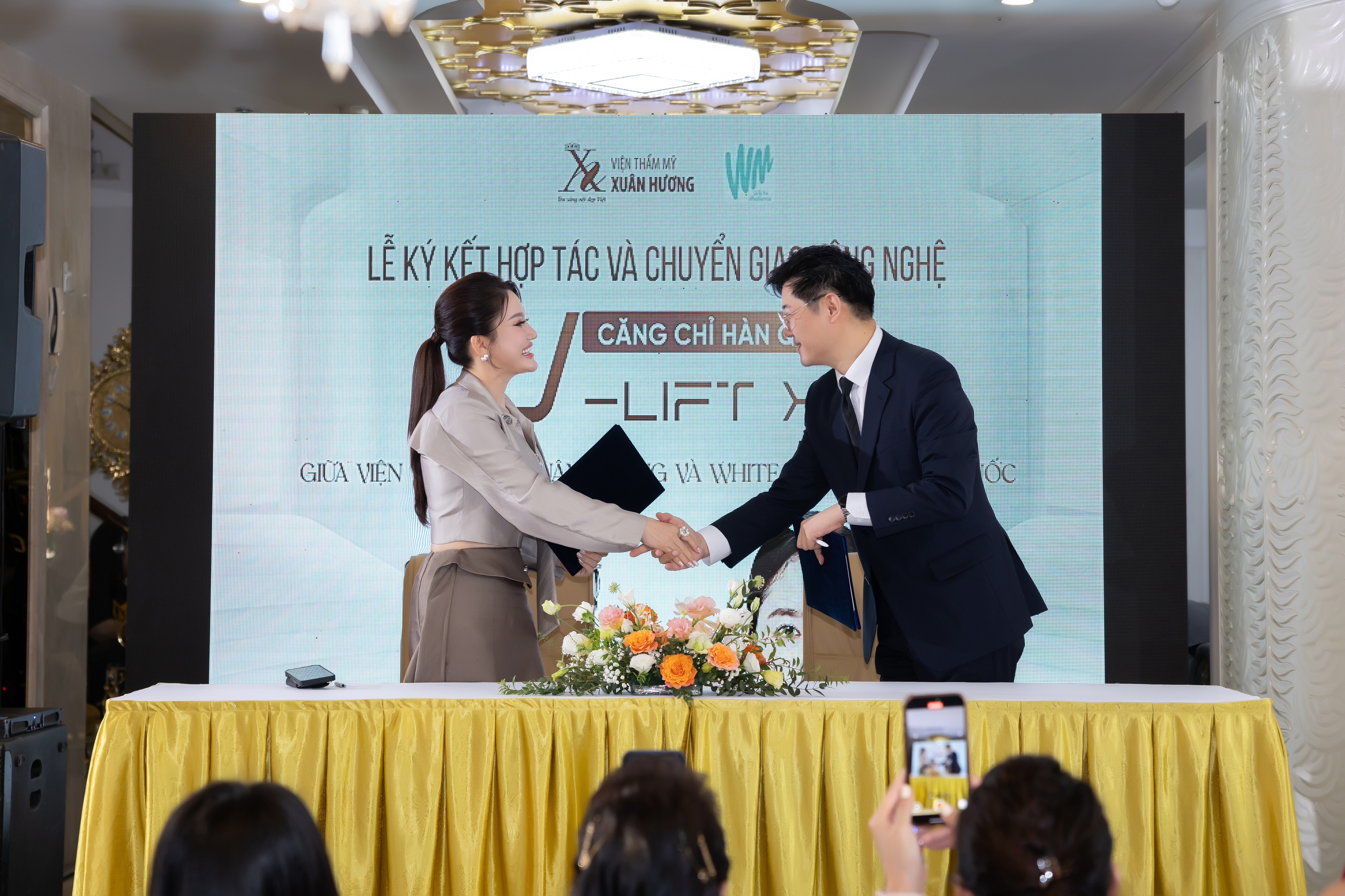 hoi-thao-future-beauty-2025-cong-nghe-lam-dep-ai-vision-chuyen-giao-doc-quyen-v-lify-x3-han-quoc-5