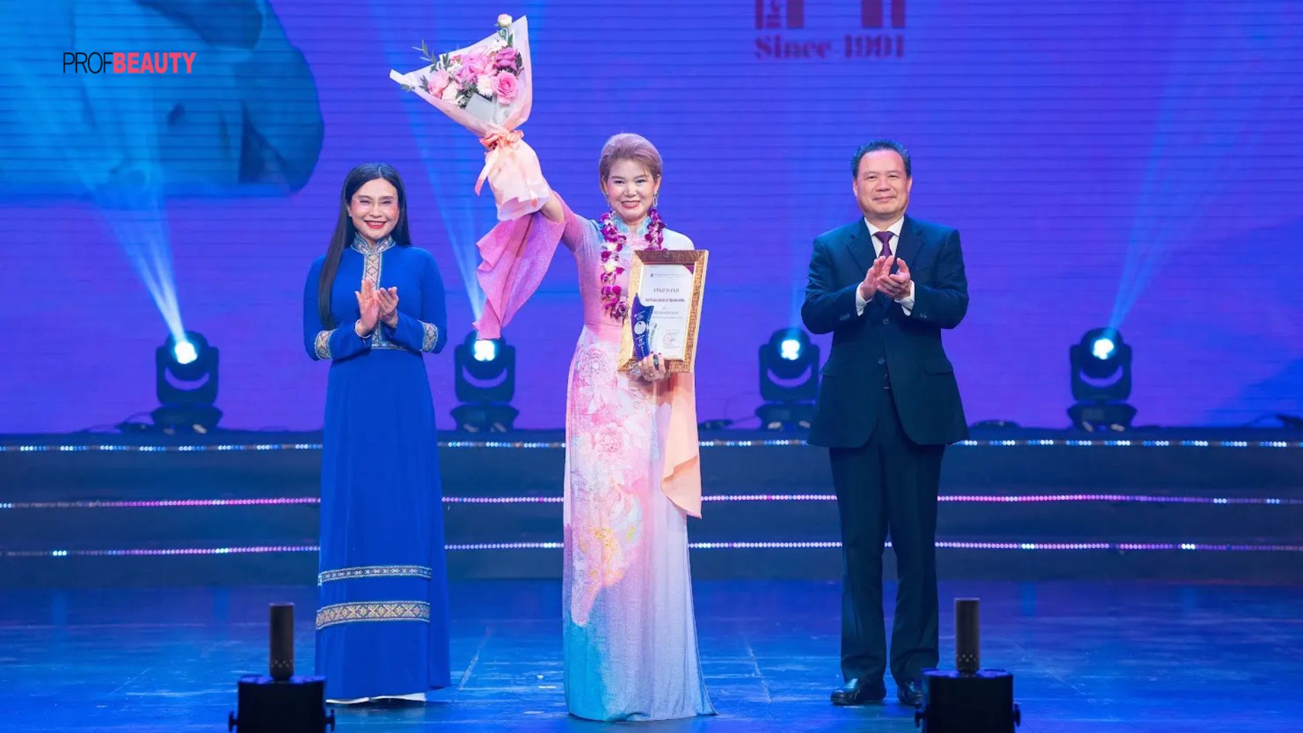 Dấu ấn rực rỡ của chuyên gia Văn Thị Minh Phương tại VNBA Beauty Awards 2025