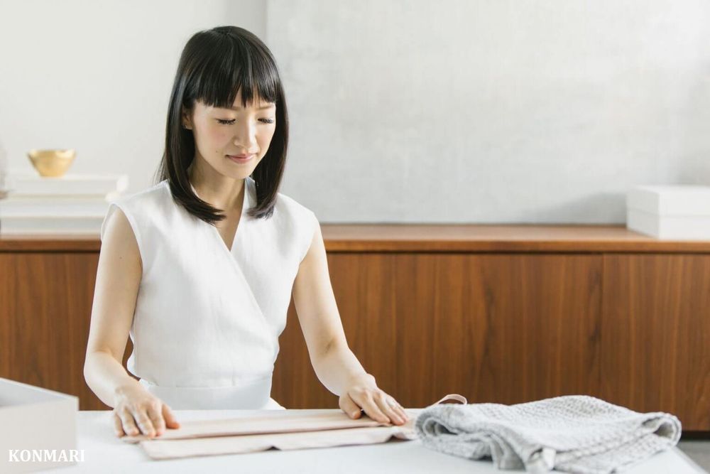 large_marie_kondo_thua_nhan_gan_nhu_tu_bo_viec_don_dep_4291c7f18e